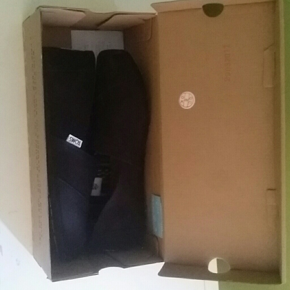 TOMS